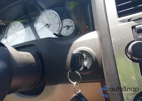 2006 Chrysler 300C z USA, uszkodzony, nr VIN 2C3KA63H06H290601